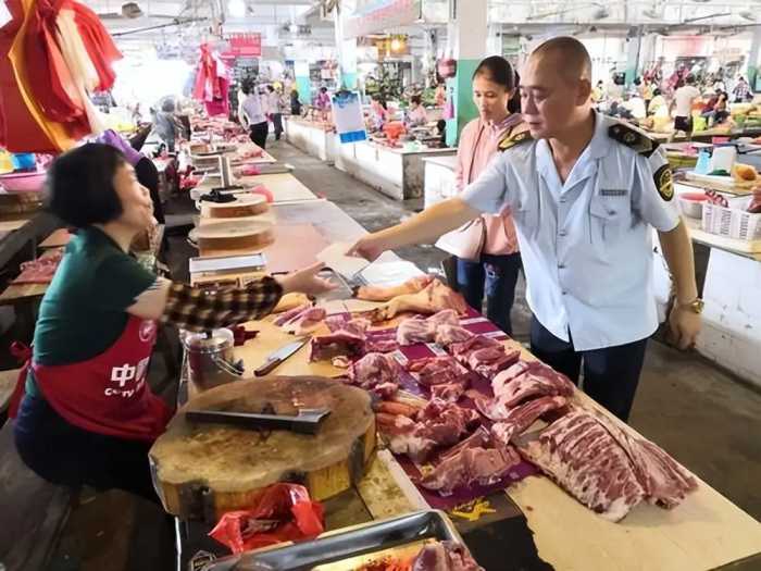 “注胶肉”已泛滥？这几种肉谋财又害命，请转告父母要管住嘴