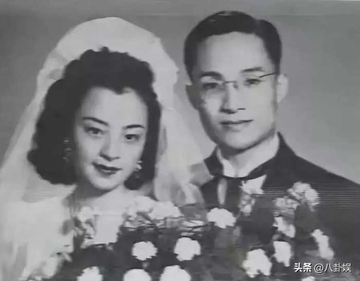 为娶小29岁小三，抛弃相伴23年妻子，儿子自杀后她让小三付出代价